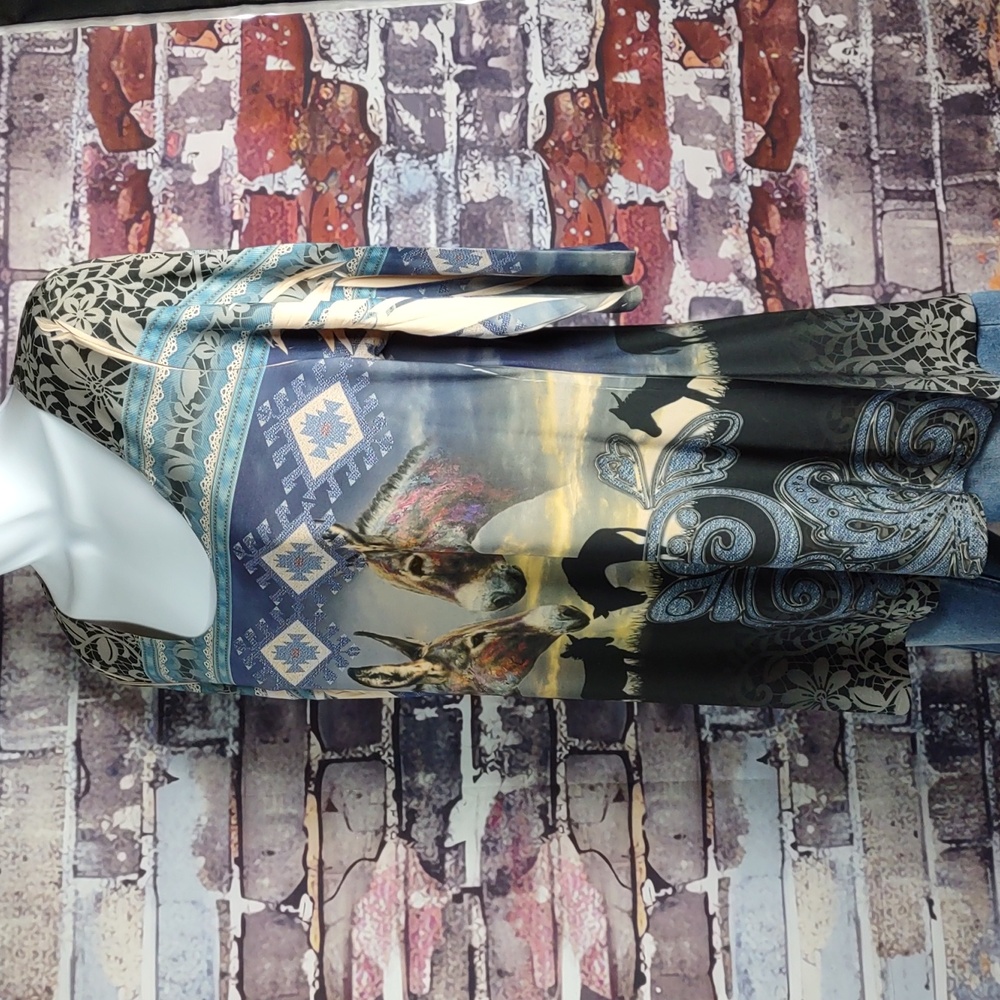 Fantazia "Wild Donkeys" Printed Top - Picture 2 of 6